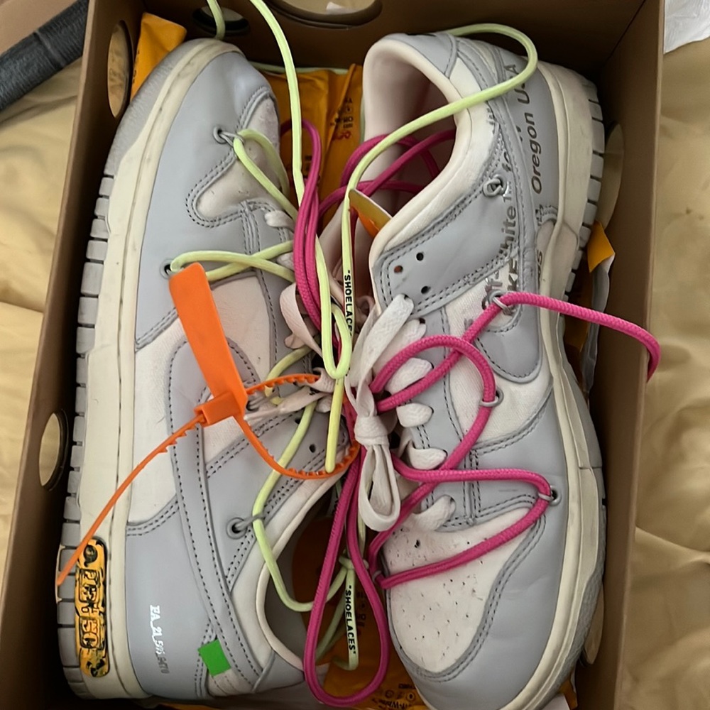 Nike dunks off-white